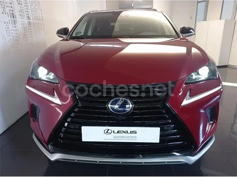 Usado Lexus NX300h 197 CV (144 kW) 2021 Rojo SUV