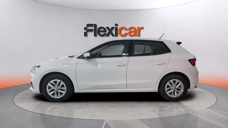 Usado Skoda Fabia Ambition 95 CV (69 kW) 2023 Blanco Utilitario