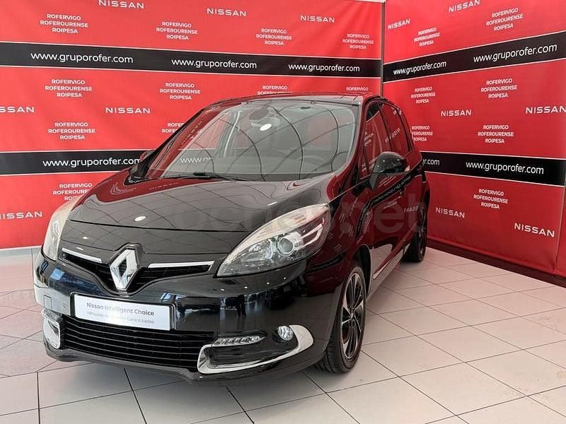 Usado Renault Scénic III Bose Edition 130 CV (95 kW) 2016 Negro Monovolumen