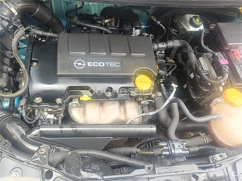 Usado Opel Corsa Essentia 85 HP (62 kW) 2011 Azul Citadino