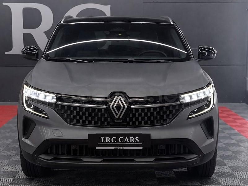 Käytetty Renault Austral Techno 200 HP (147 kW) 2023 Harmaa Katumaasturi