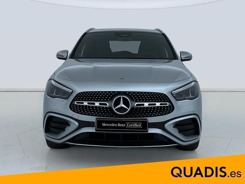 Usado Mercedes GLA250 218 CV (160 kW) 2025 Gris SUV