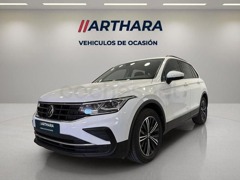 Usado VW Tiguan Life 122 CV (89 kW) 2021 Blanco SUV