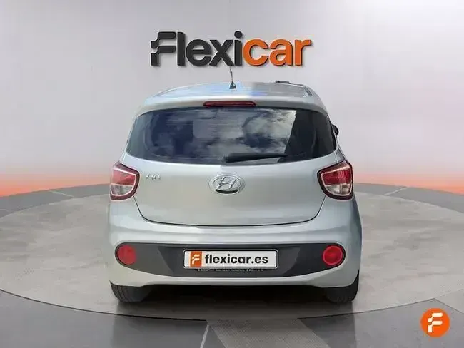 Usado Hyundai i10 GO! 66 CV (48 kW) 2018 Blanco Utilitario