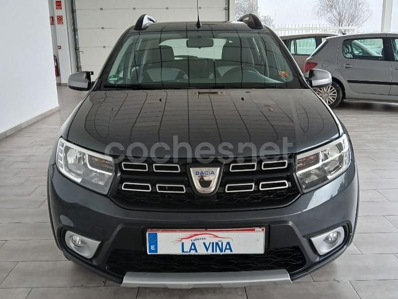 Gris / plata Usado 2019 Dacia Sandero Comfort Berlina | 10.450 € (Precio justo) - Imagen 1/4