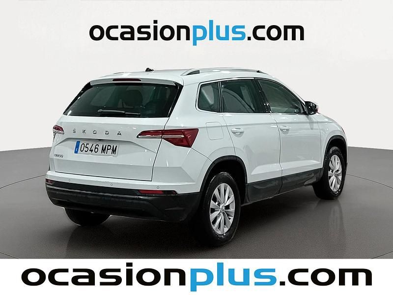 Usado Skoda Karoq Selection 116 CV (85 kW) 2024 Blanco SUV