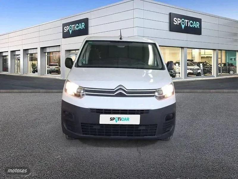 Usado Citroën Berlingo 102 CV (75 kW) 2021 Blanco Monovolumen
