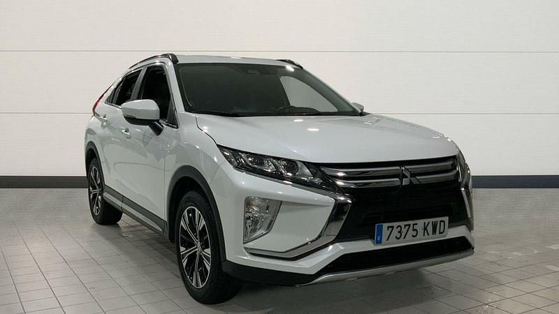Usado Mitsubishi Eclipse Cross Spirit 163 CV (119 kW) 2019 Blanco SUV