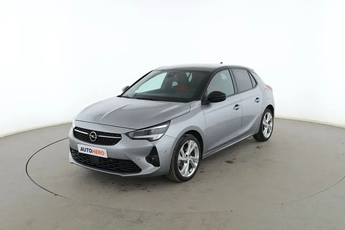 Usado Opel Corsa GS Line 101 CV (74 kW) 2020 Utilitario
