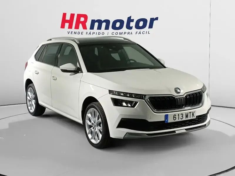 Blanco Nuevo 2024 Skoda Kamiq Sport SUV | 24.410 € (Precio justo) - Imagen 1/4