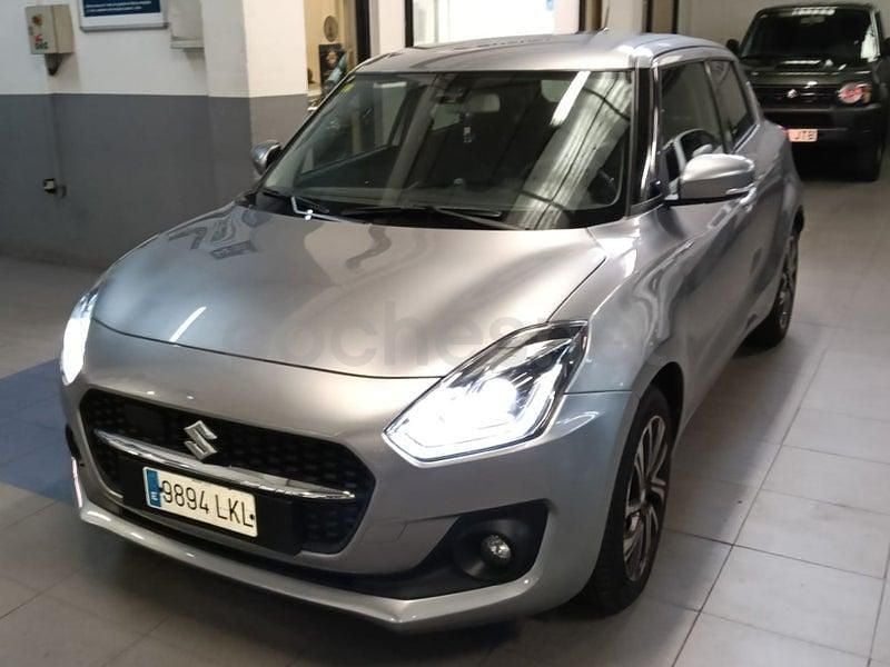 Käytetty Suzuki Swift GLX 83 HP (61 kW) 2020 Harmaa Viistoperä