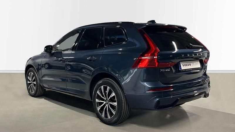 Usado Volvo XC60 Plus 197 CV (144 kW) 2023 Azul SUV