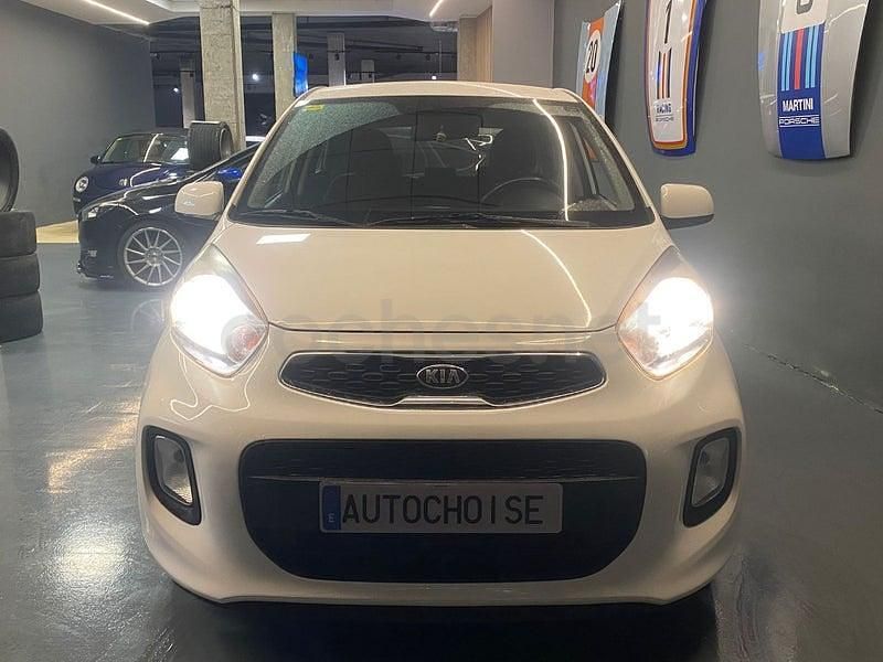 Blanco Usado 2015 Kia Picanto Utilitario | 7900 € (Precio justo) - Imagen 1/4