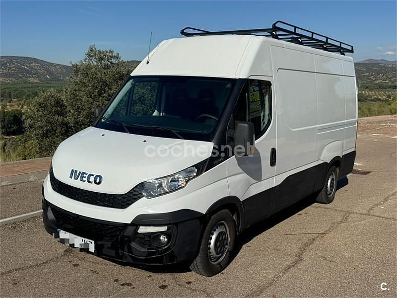 Usado Iveco Daily 146 CV (107 kW) 2012 Blanco Pickup/Camioneta
