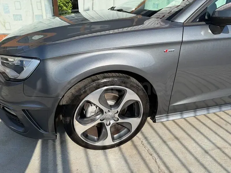 Usado Audi A3 S-Line 110 CV (80 kW) 2016 Gris / plata Berlina