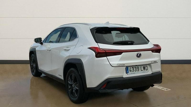Usado Lexus UX Business Edition 184 CV (135 kW) 2022 Blanco SUV