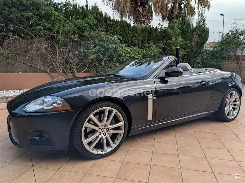 Usado Jaguar XKR 416 CV (305 kW) 2007 Negro Descapotable