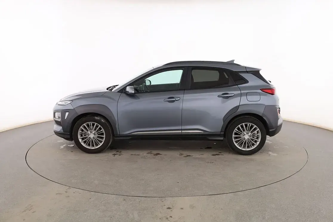 Usado Hyundai Kona 120 CV (88 kW) 2018 Gris SUV