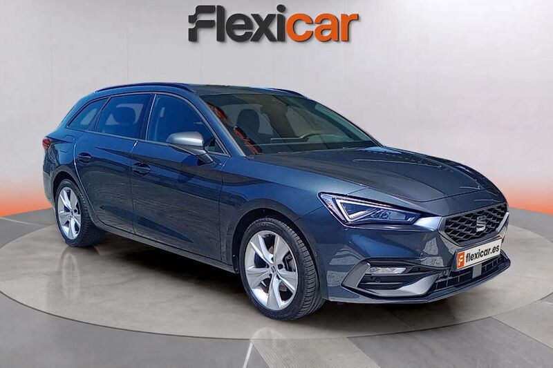 Gris Usado 2024 Seat Leon FR Familiar | 23.490 € (Precio justo) - Imagen 1/4