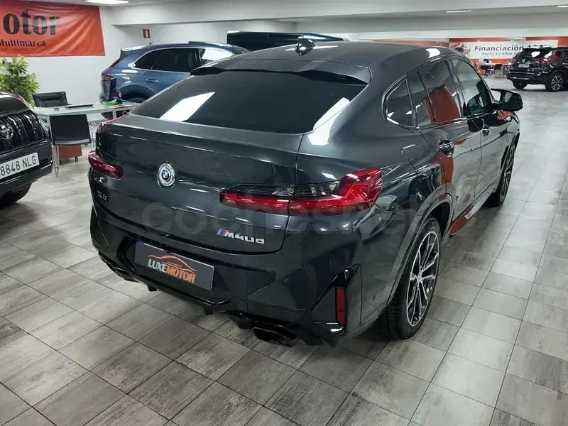 Usado BMW X4 M Sport 340 CV (250 kW) 2023 Gris / plata SUV