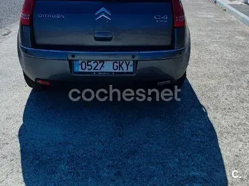 Usado Citroën C4 Exclusive 110 CV (80 kW) 2009 Gris / plata Berlina