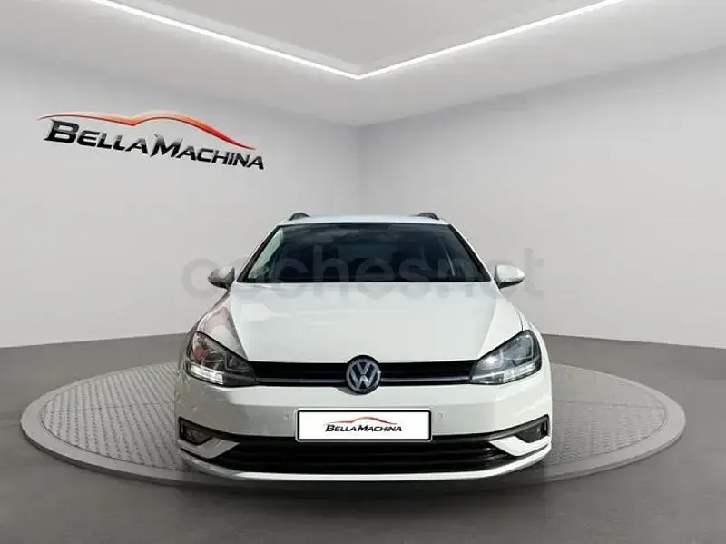 Usado VW Golf VII Business 115 CV (84 kW) 2019 Blanco Familiar