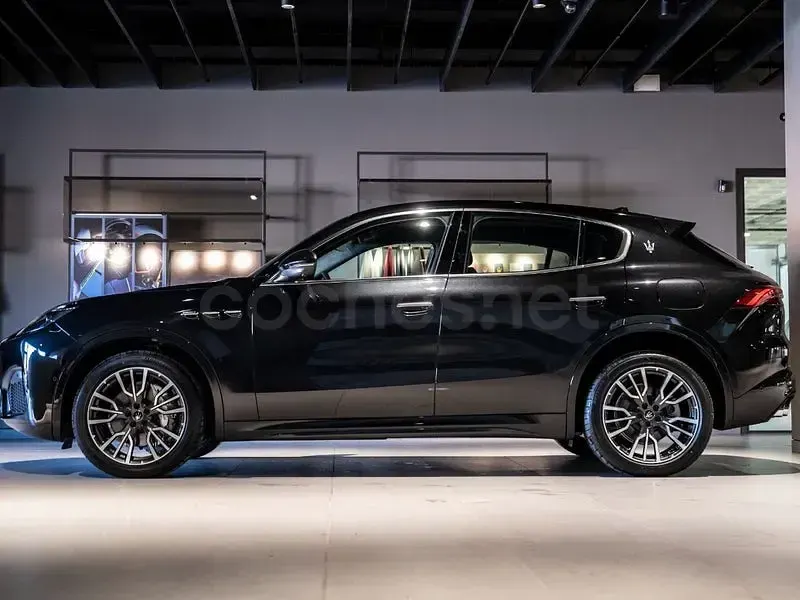 Nuevo Maserati Grecale 300 CV (220 kW) 2026 Negro SUV