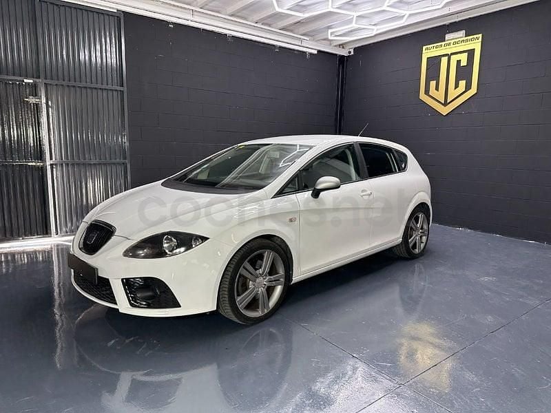 Usado Seat Leon FR 170 CV (125 kW) 2009 Blanco Utilitario