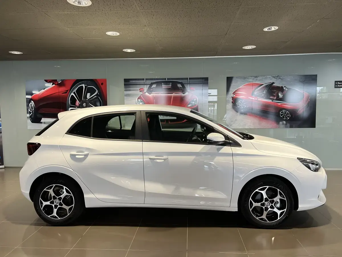 Nuevo MG MG3 Comfort 195 CV (143 kW) 2025 Blanco Utilitario