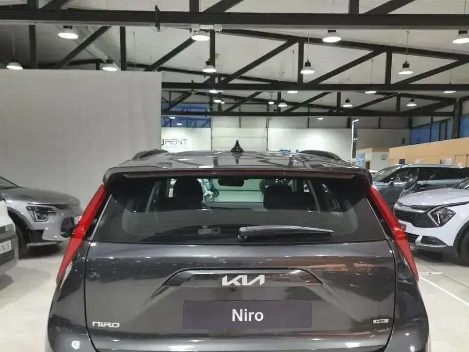 Novo Kia Niro 139 HP (102 kW) 2026 Otro SUV