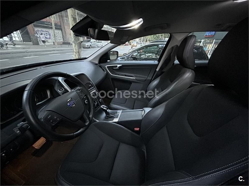 Azul Usado 2016 Volvo XC60 Kinetic SUV | 21.000 € (Precio justo) - Imagen 1/2