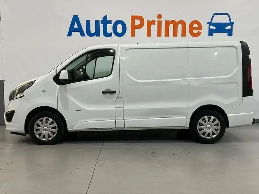 Usado Opel Vivaro Selective 120 CV (88 kW) 2015 Blanco Monovolumen