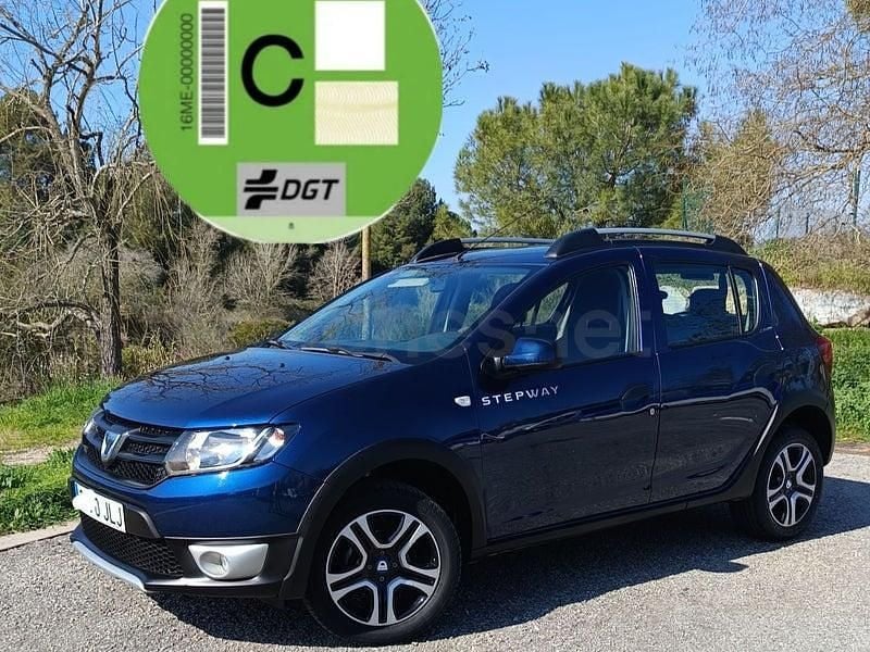 Usado Dacia Sandero Stepway 90 CV (66 kW) 2016 Azul Berlina