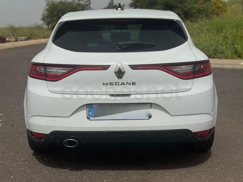 Usado Renault Mégane GT Line GT-Line 130 CV (95 kW) 2018 Blanco Berlina