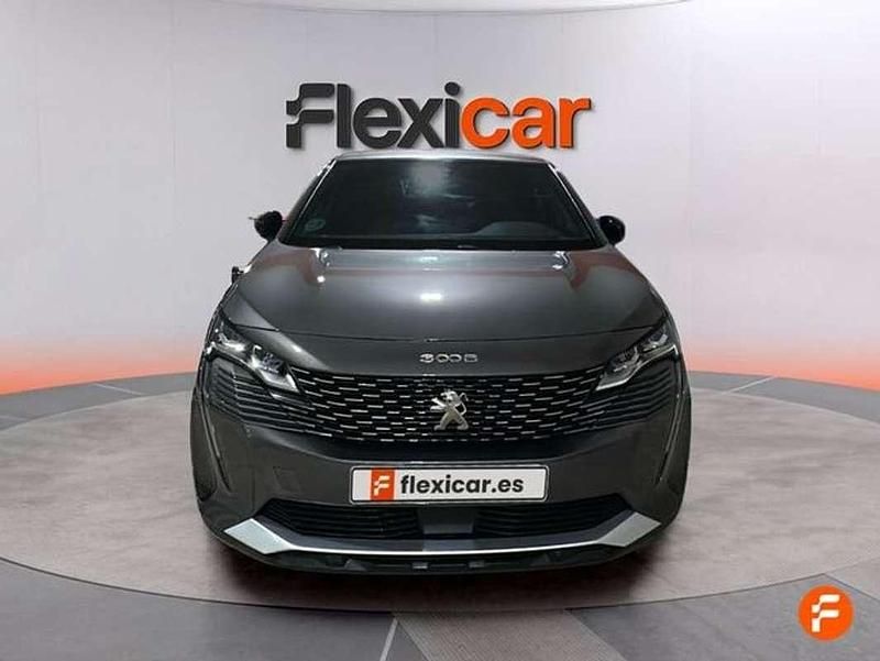Usado Peugeot 3008 Allure 131 CV (96 kW) 2023 Gris SUV