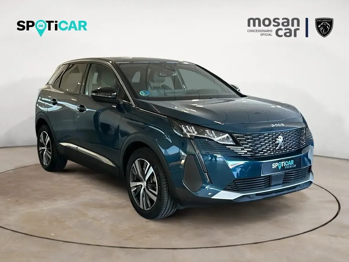Usado Peugeot 3008 Allure 131 CV (96 kW) 2023 Azul SUV