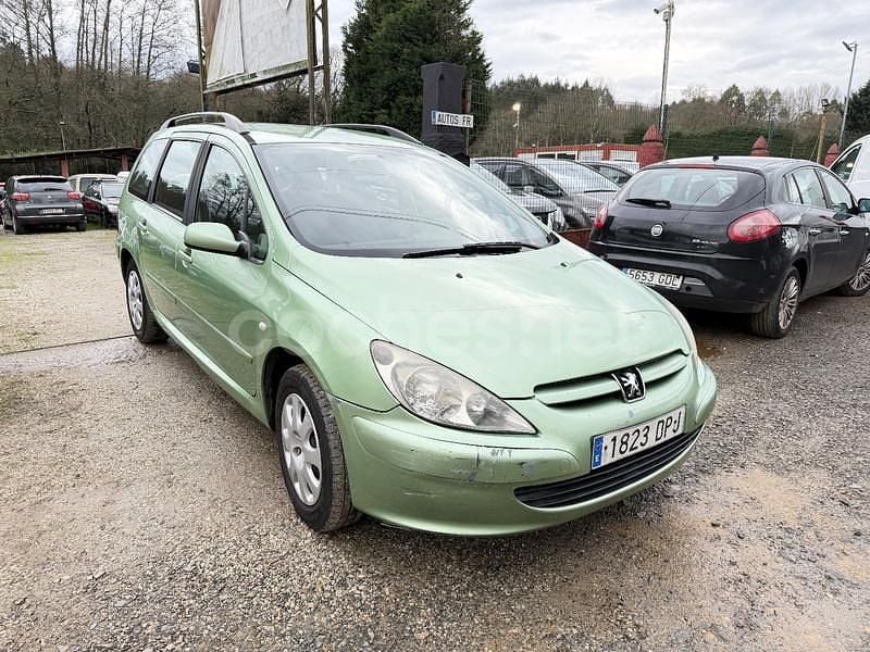 Usado Peugeot 307 110 CV (80 kW) 2005 Verde Familiar