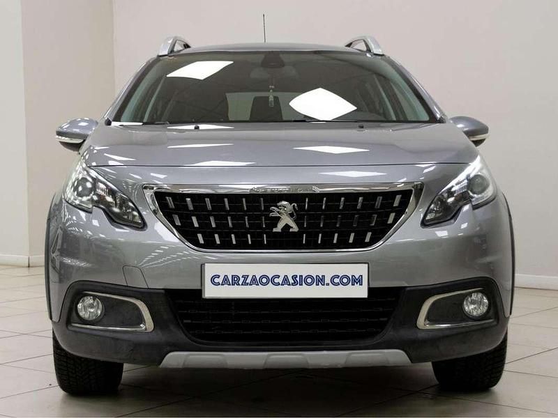 Usado Peugeot 2008 Allure 120 CV (88 kW) 2016 Gris SUV