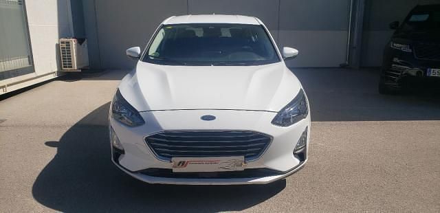 Usado Ford Focus Trend 120 CV (88 kW) 2020 Blanco Berlina