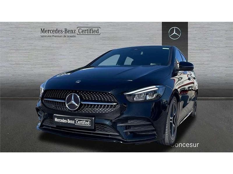 Negro Usado 2022 Mercedes B180 Monovolumen | 29.900 € (Caro) - Imagen 1/4