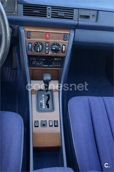 Usado Mercedes E320 220 CV (161 kW) 1993 Blanco Berlina