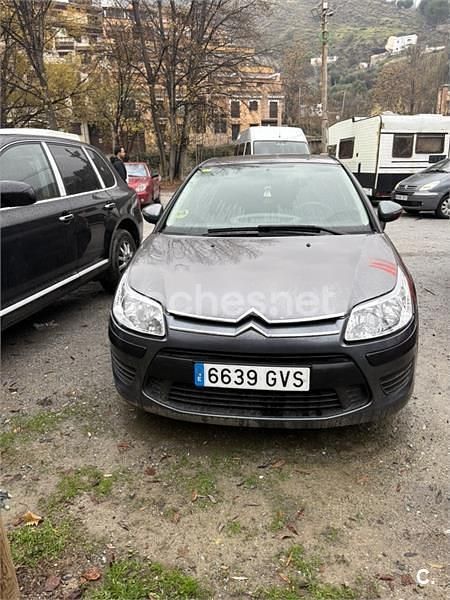 Usado Citroën C4 92 CV (67 kW) 2010 Gris / plata Berlina