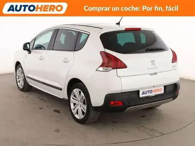 Usado Peugeot 3008 Crossway 120 CV (88 kW) 2015 Blanco Familiar