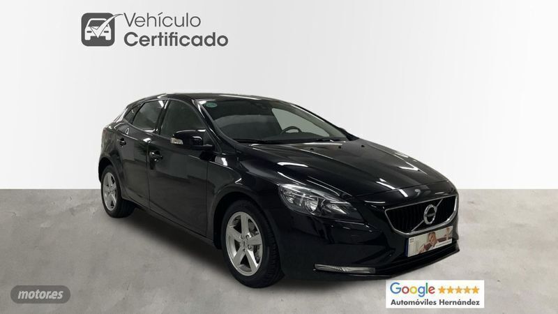 Usado Volvo V40 Kinetic 120 CV (88 kW) 2018 Negro Familiar