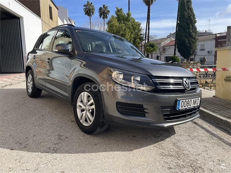 Usado VW Tiguan Sportline 150 CV (110 kW) 2016 Gris / plata SUV