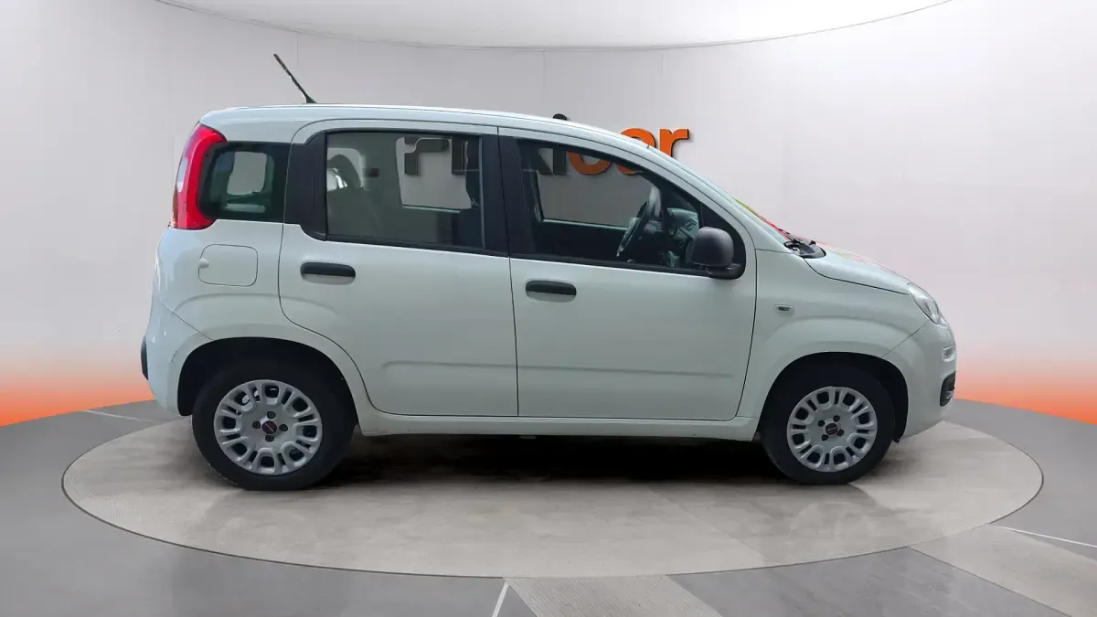 Usado Fiat Panda Easy 69 HP (50 kW) 2019 Branco Citadino