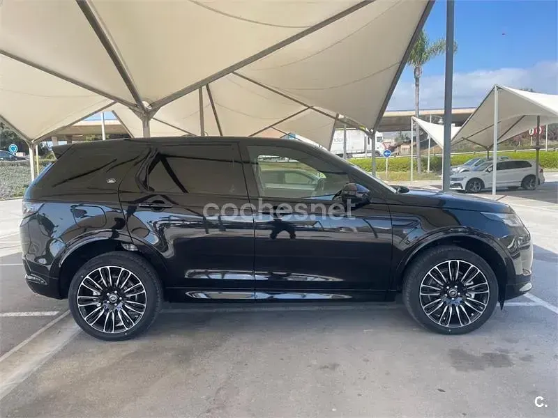 Usado Land Rover Discovery Sport R-Dynamic 163 CV (119 kW) 2022 Negro SUV