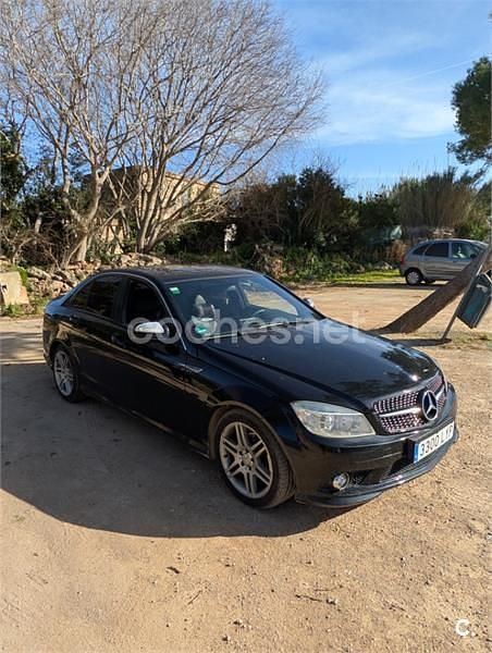 Usado Mercedes C220 Avantgarde 150 CV (110 kW) 2007 Negro Berlina
