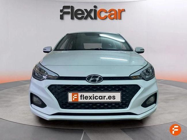 Usado Hyundai i20 100 CV (73 kW) 2019 Blanco Utilitario