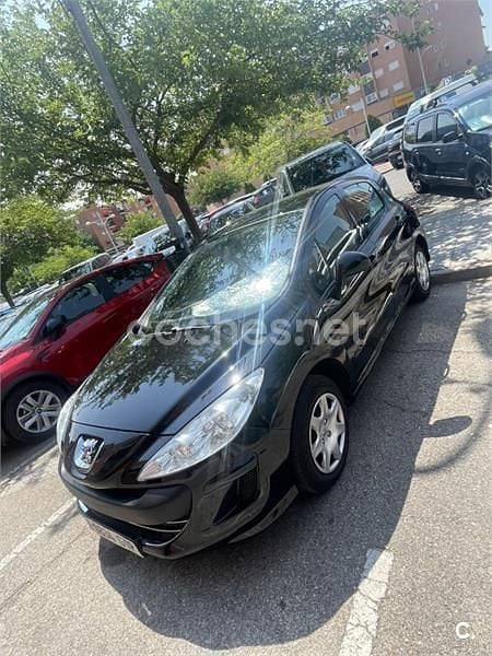 Negro Usado 2010 Peugeot 308 Berlina | 4790 € (Precio justo) - Imagen 1/4